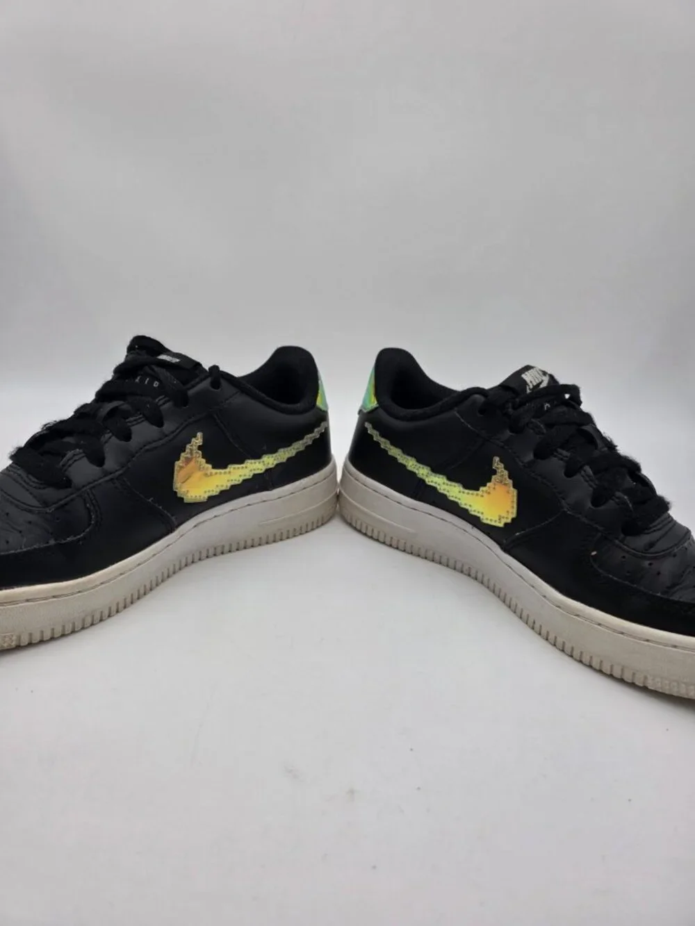 Nike Air Force 1 Sneakers Child Size 4.5 Low LV8 Digital Swoosh Black Shoes